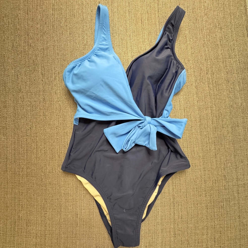 Kona Sol Womens Blue Colorblock Wrap Tie Front One Piece Swimsuit Size M